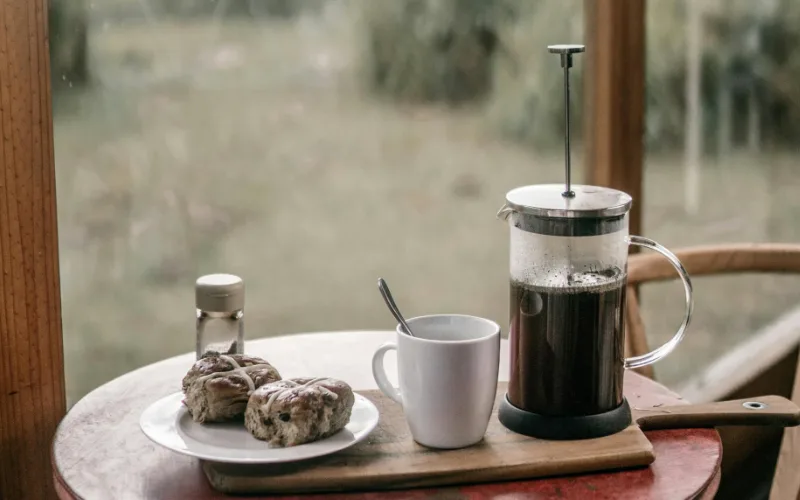 Mesa com Prensa Francesa